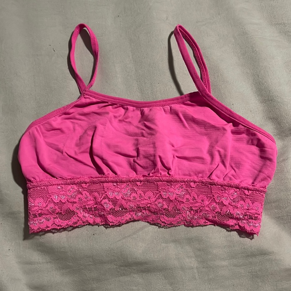 This is a pink sports bra size large/X-Large in kids